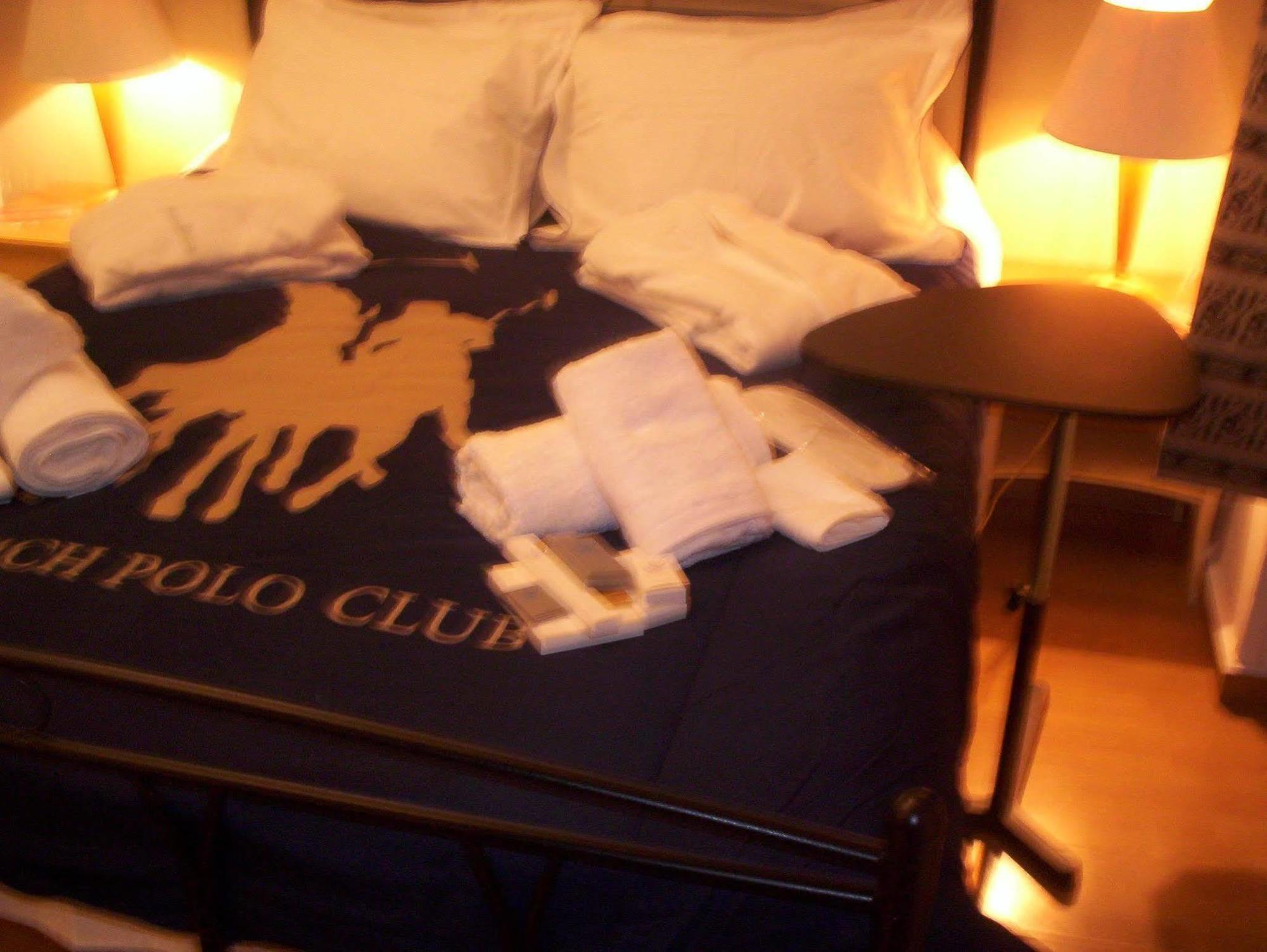 The New Yorkers Hotel Афины Экстерьер фото